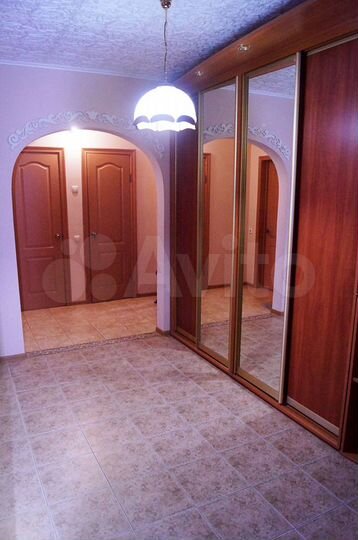 3-к. квартира, 90,6 м², 1/10 эт.