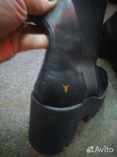 Ботинки женские