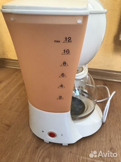 Кофеварка Binatone CM-1002