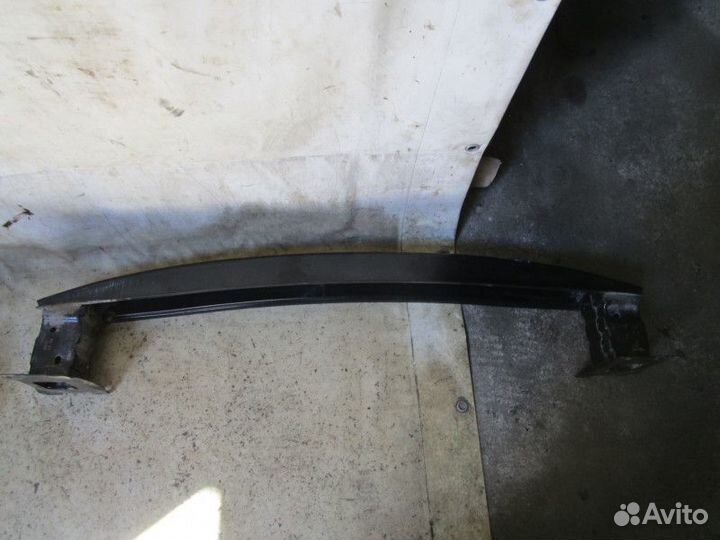 Усилитель заднего бампера Skoda Yeti 2009-2018 (5L