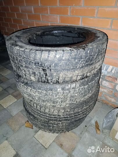 Viatti Vettore Brina V-525 215/65 R16 104R