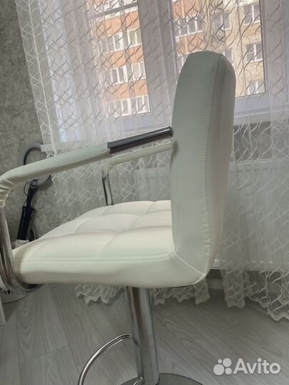 Стул для визажиста бровиста
