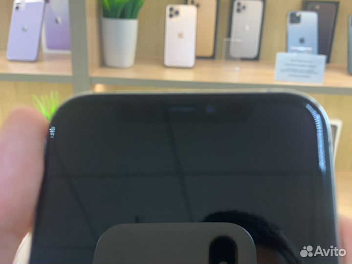 iPhone 11 Pro, 64 ГБ