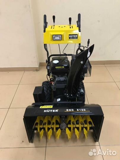 Снегоуборщик Huter SGC 8100