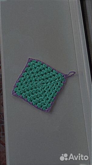 Вязанная подставка прихватка ручной работы