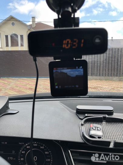 Видеорегистратор со встроенным радар-детектором