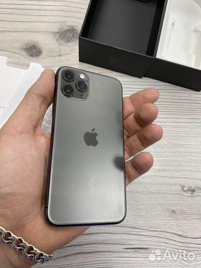 iPhone 11 Pro, 64 ГБ