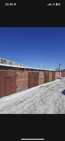 Гараж, > 30 м²