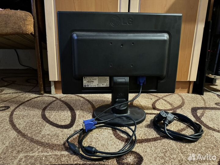 Монитор lg flatron w1942s