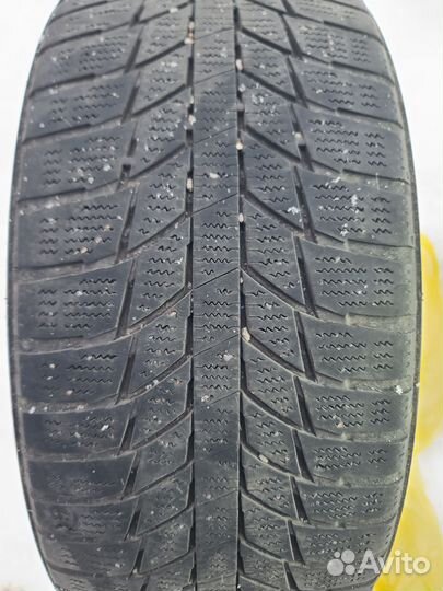 Triangle Snowlink TWT02 215/50 R17