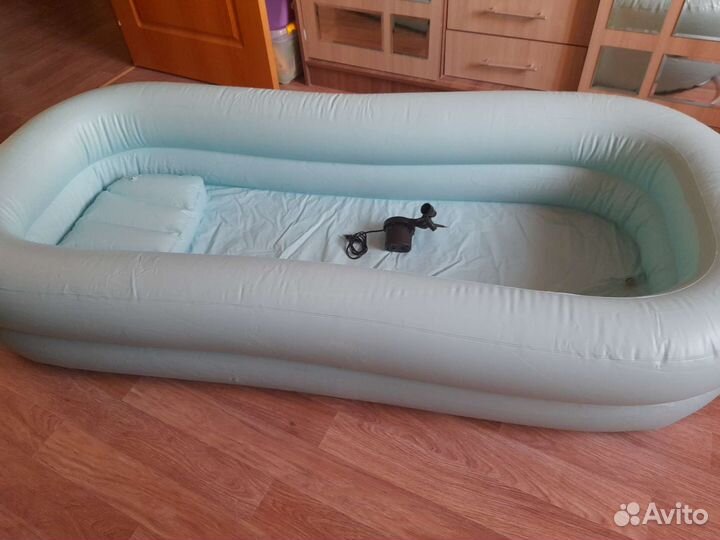 Надувная ванна для купания лежачих больных