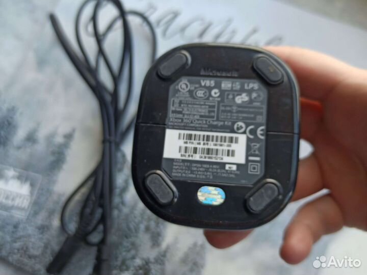 Xbox360 зарядка оригинал +1 акб + гарнитура в дар