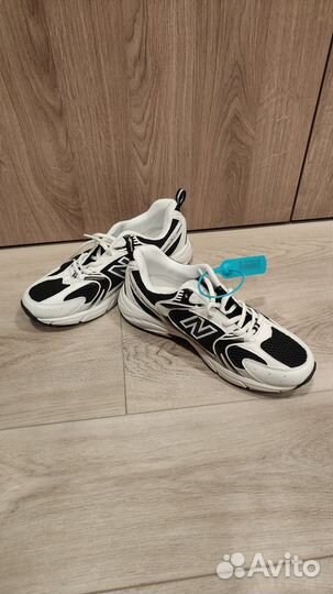 Кроссовки мужские new balance 43