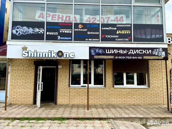 Grenlander L-Zeal56 245/40 R19 и 275/35 R19 100Y