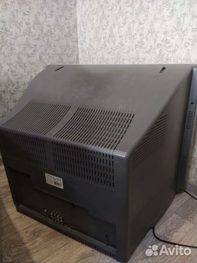 Телевизор на запчасти