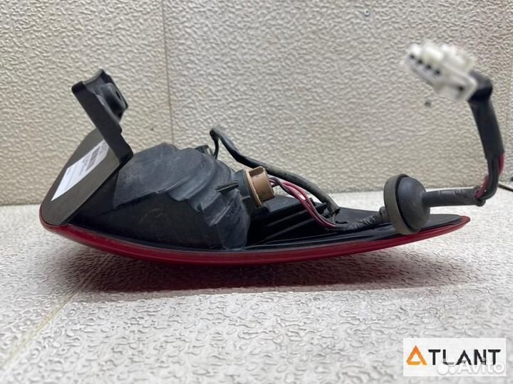 Стоп-сигнал задний правый nissan AD