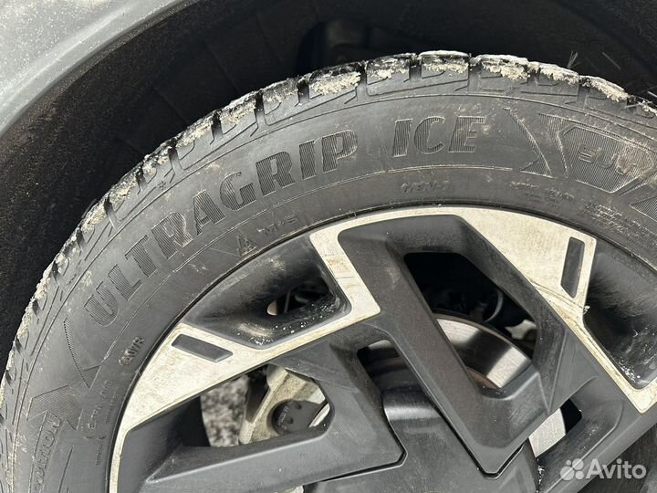 Goodyear UltraGrip Ice SUV Gen-1 235/55 R19 105T