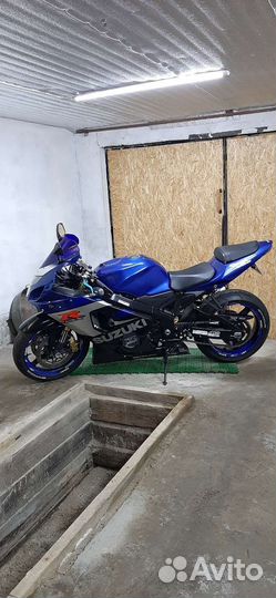 Продам gsxr k4 600