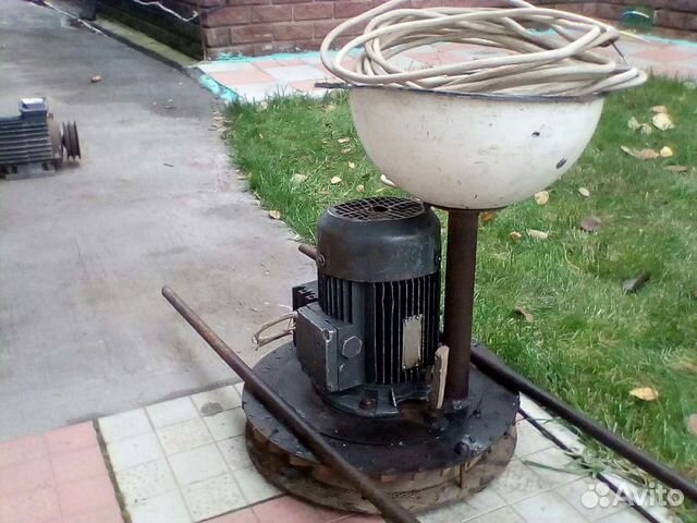 Зерно дробилка