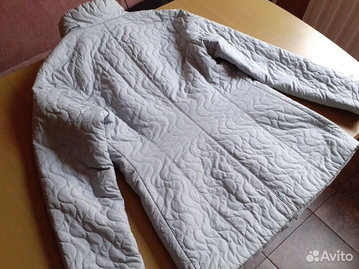 Куртка демисезонная женская 44 46