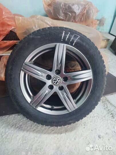 Nokian Tyres Hakkapeliitta 8 185/60 R15
