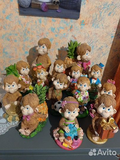 Обезьяна фигурка