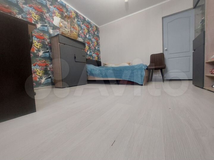 2-к. квартира, 70 м², 1/16 эт.