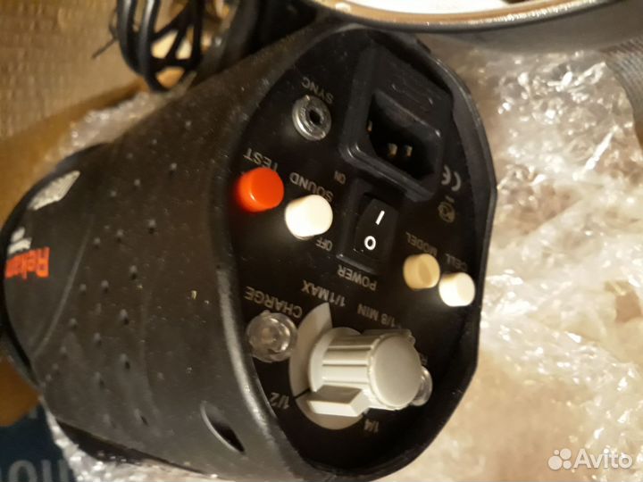 Профессилнальный свет. Фотовспышка Rekam opus 150