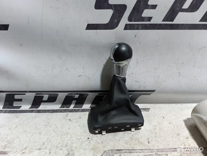 Ручка АКПП Audi A3 8V sedan 1.8 cjsb 2014