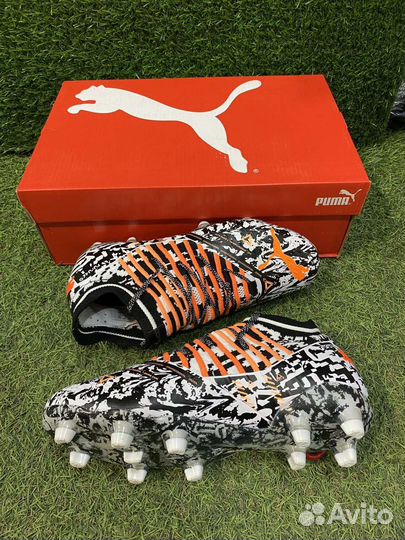 Футбольные бутсы puma future