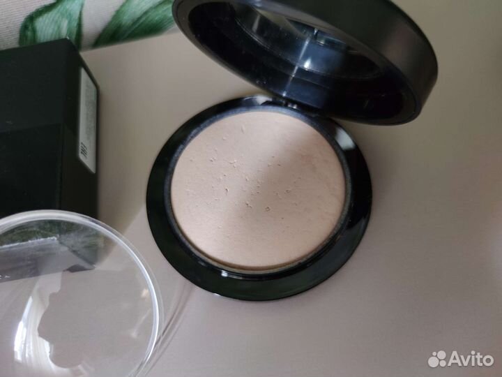 Пудра MAC mineralize skinfinish (Light)