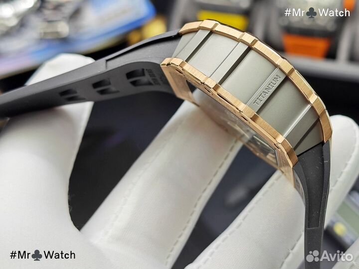 Часы Richard Mille Rm11-03 Gold