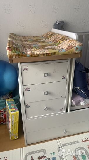 Пеленальная доска на кроватку