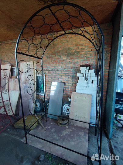 Арка садовая