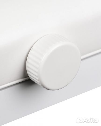 Банкетка для фортепиано белая