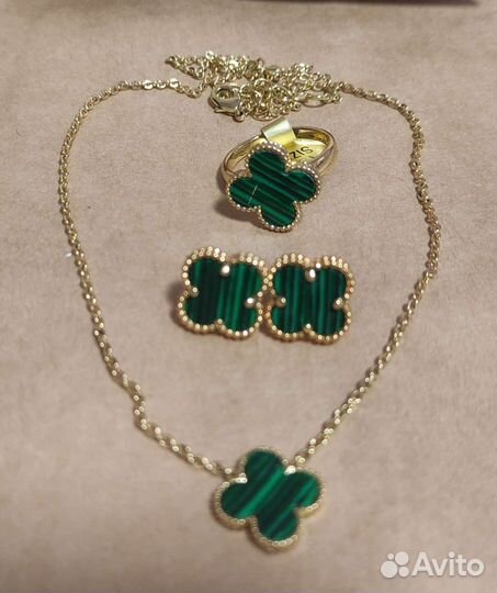 Комплект бижутерии