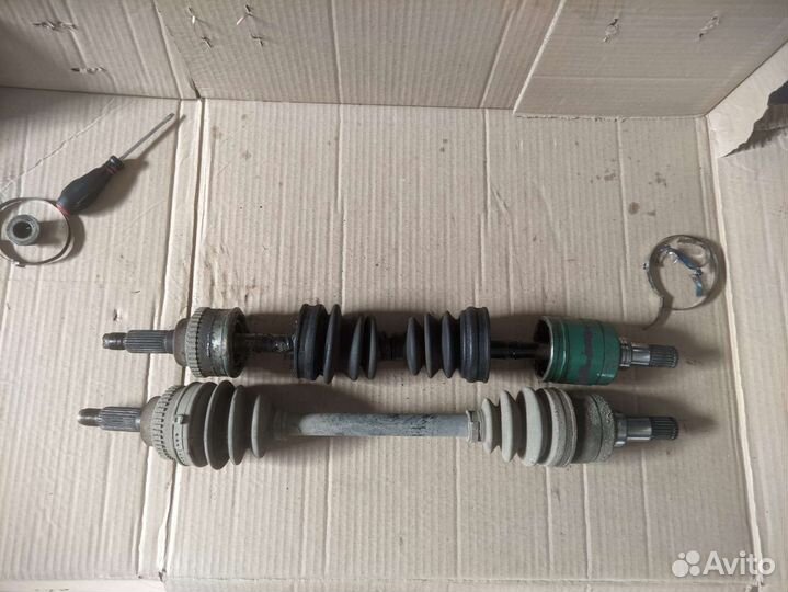 Привод левый Suzuki 35 мм