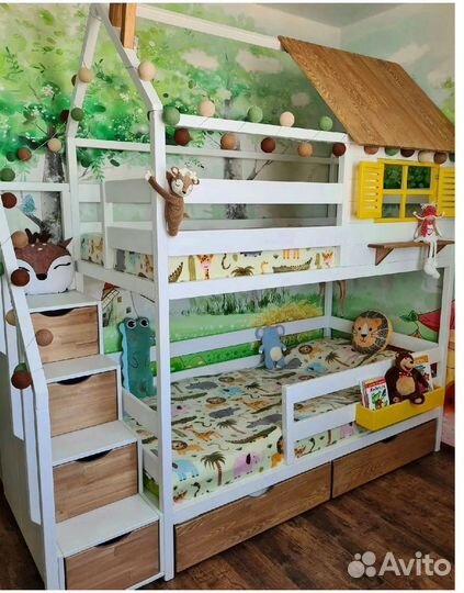 Двухъярусная кровать выдвижная для двоих детей