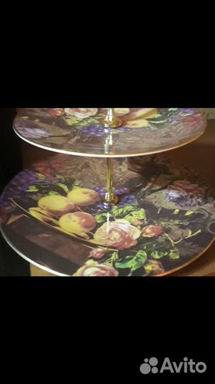 Этажерки Натюрморт.Кружки.Чехия