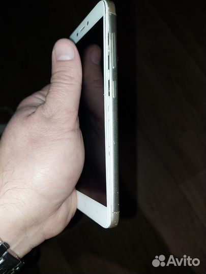Xiaomi Redmi 4X, 3/32 ГБ