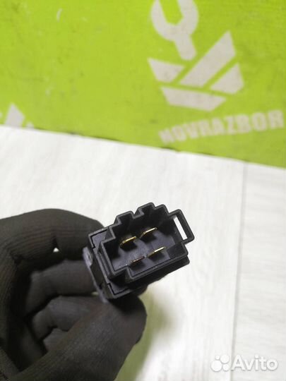 Кнопка обогрева заднего стекла Фольксваген Гольф