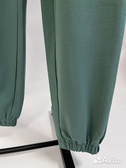 Костюм спортивный женский