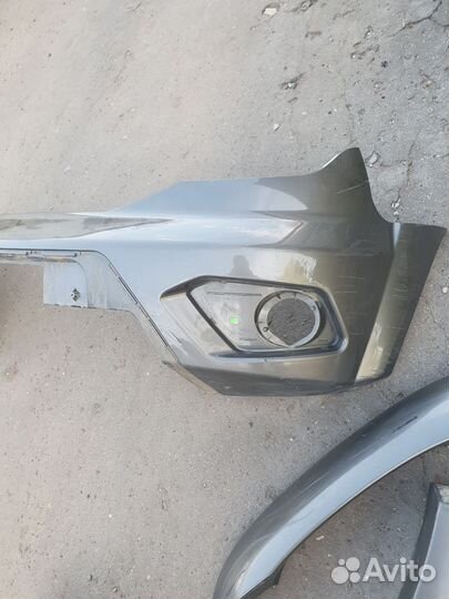 Бампер и накладки на крылья УАЗ Патриот 2019 г