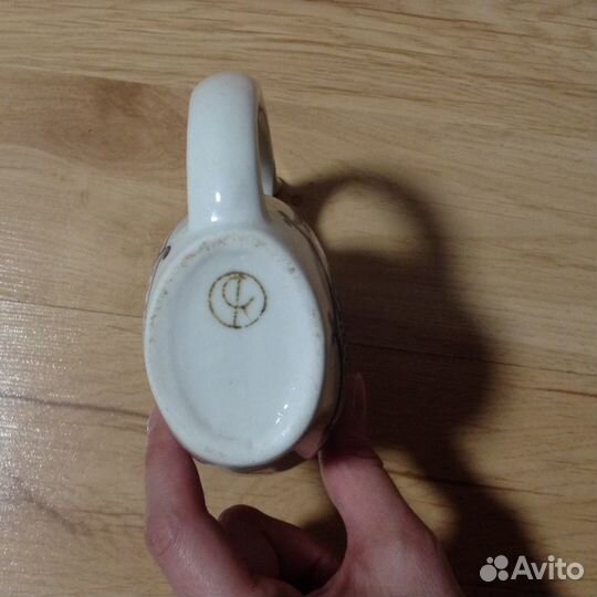 Поильник фарфоровый для мин.воды из СССР