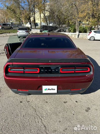 Dodge Challenger 3.6 AT, 2018, 104 000 км