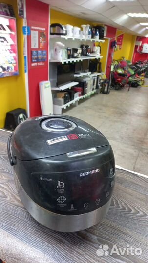 Мультиварка Redmond