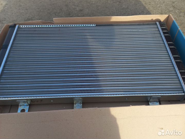 Радиатор охлаждения priora