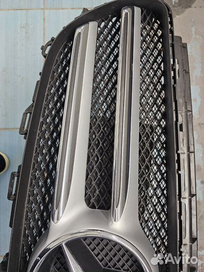 Решётка радиатора Mercedes-Benz E-класса W213
