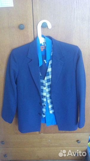 Пиджак, жилет, рубашка и галстук 152 рост