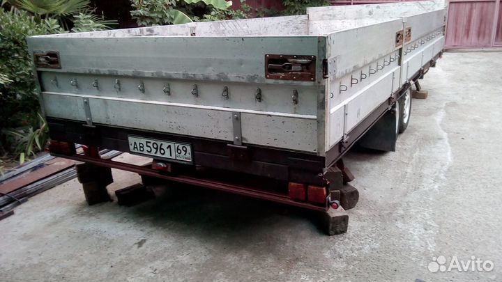 Прицеп бортовой Автоприцеп 865901, 1980